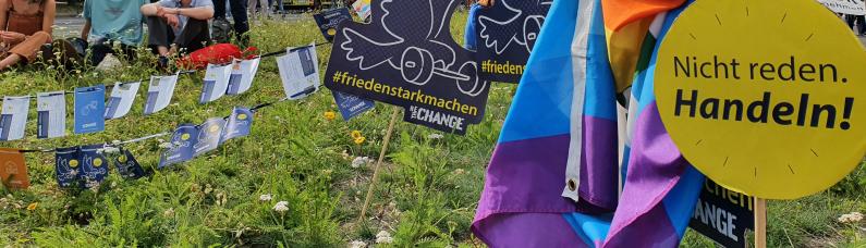 friedenstarkmachen - unteilbar-Demo in Berlin